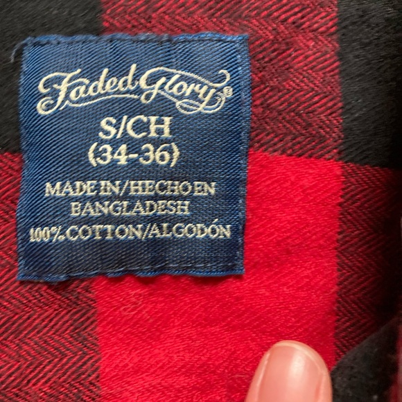 Faded Glory Red and Black Checkered Oversized Shirt - Picture 2 of 6